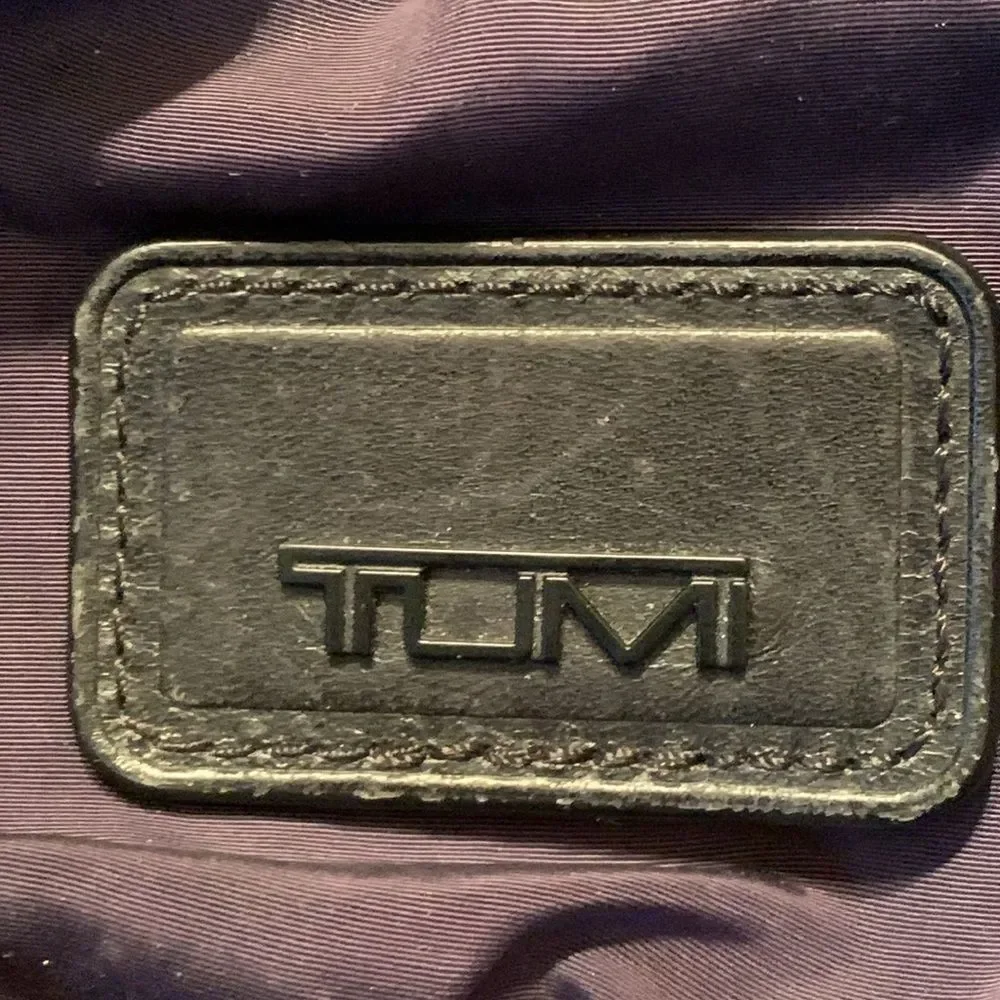 Tumi Virtue Courage Laptop Computer Backpack Navy/Black Leather Trim – Used